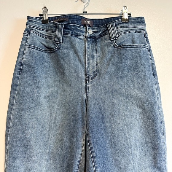 NYDJ Relaxed Straight LiftxTuck Technology Majestic Wash Jeans Size 10 - Picture 4 of 11